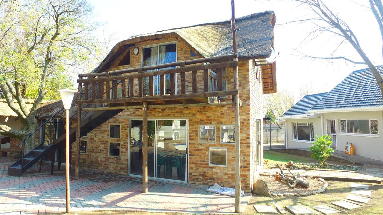 Lighthouse Bed & Breakfast Kroonstad Bagian luar foto